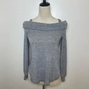 Chic Heather Gray Off-Shoulder Sweater